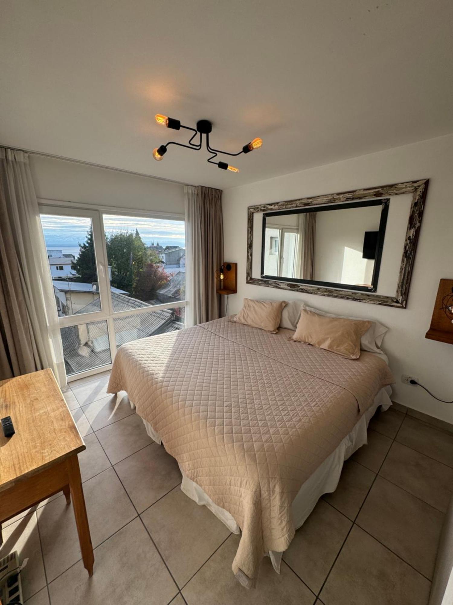 Costa Nahuel Apartments 2 Сан-Карлос-де-Барілоче Екстер'єр фото